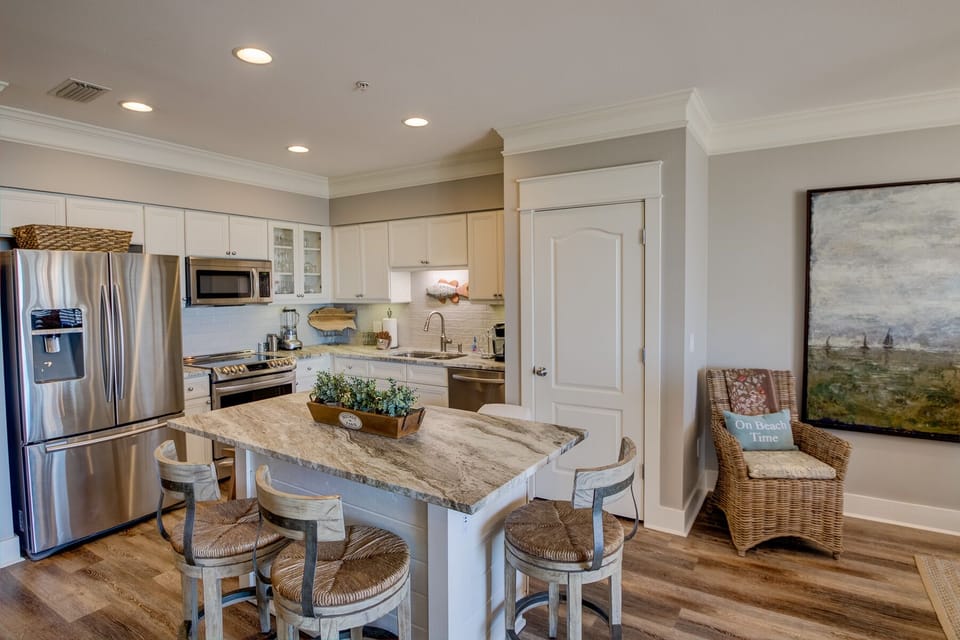 Fully furnished kitchen