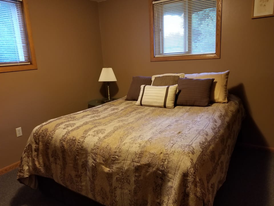 First floor Master with queen size Serta Perfect Sleeper