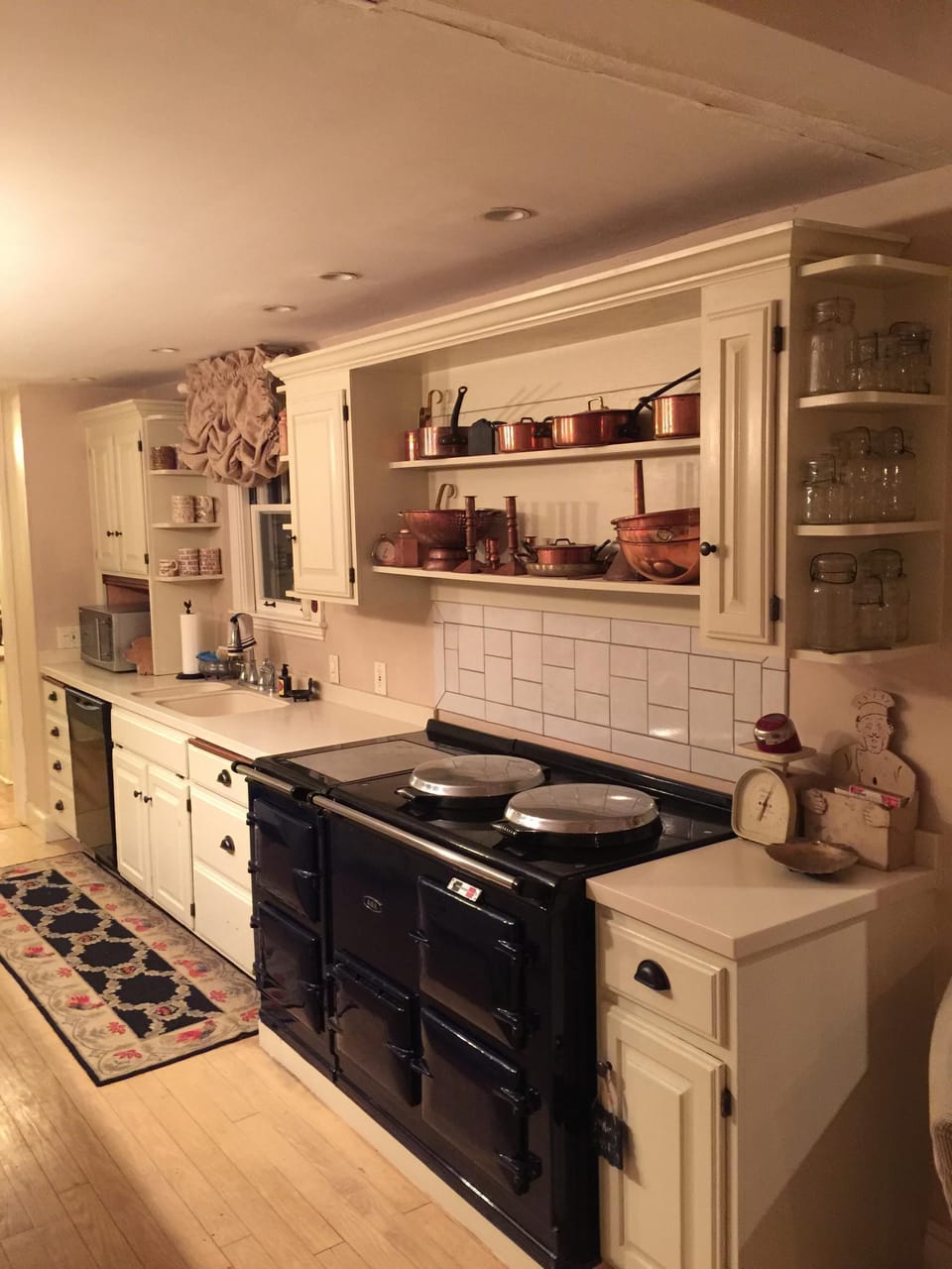 Gourmet Country Kitchen!