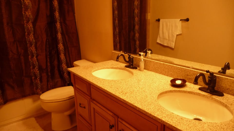 Bathroom 2