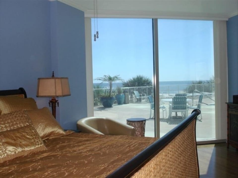 Master bedroom.