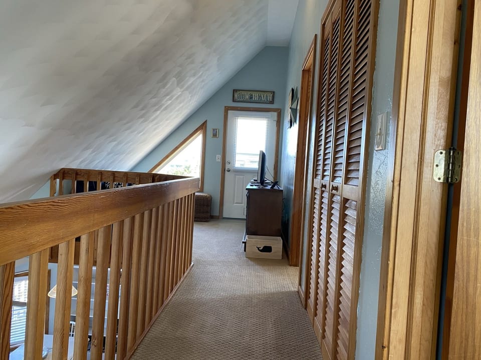 Upstairs hall, this is where the washer / dryer is located