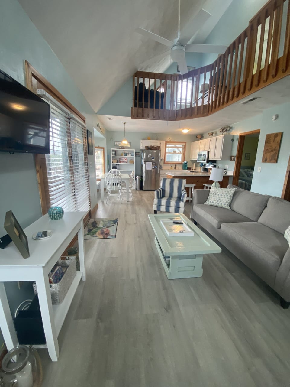 Living Room, picture taken from the side door