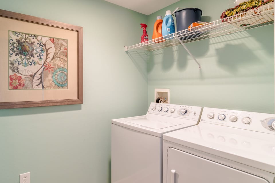 laundry room
