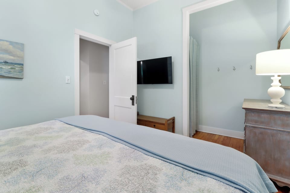 bedroom 2 with smart TV
