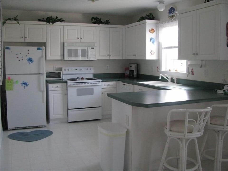 Large, Open Kitchen