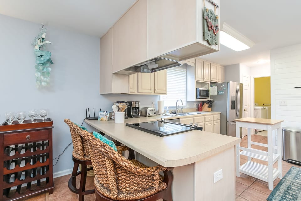 Fully stocked kitchen with Keurig and drip coffee maker