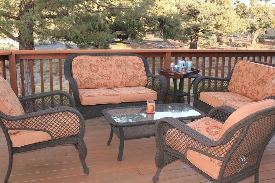 Private Deck