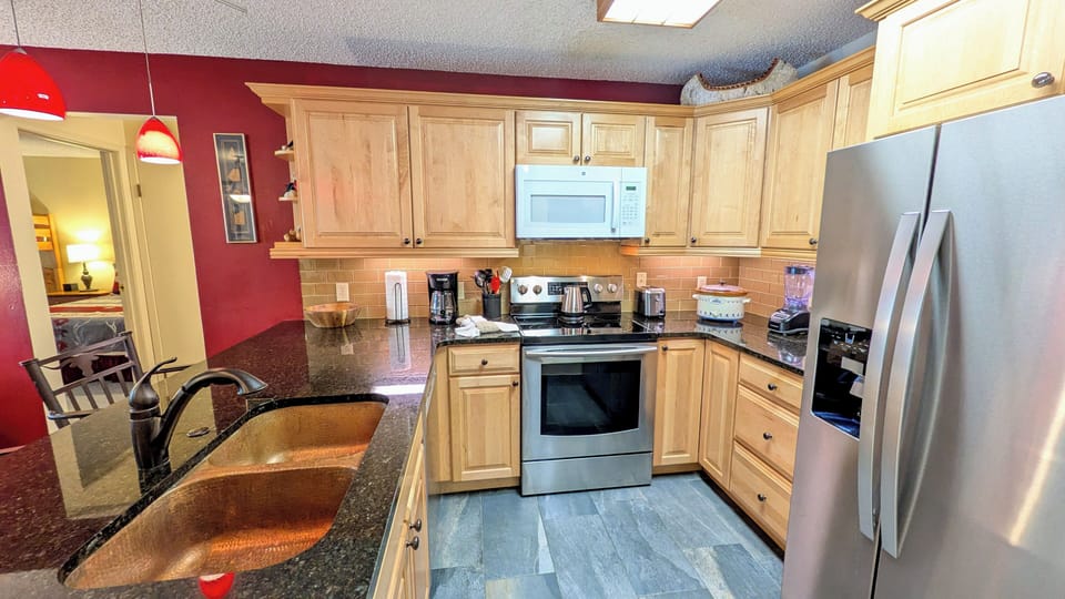 Beaver Creek West H-3 kitchen