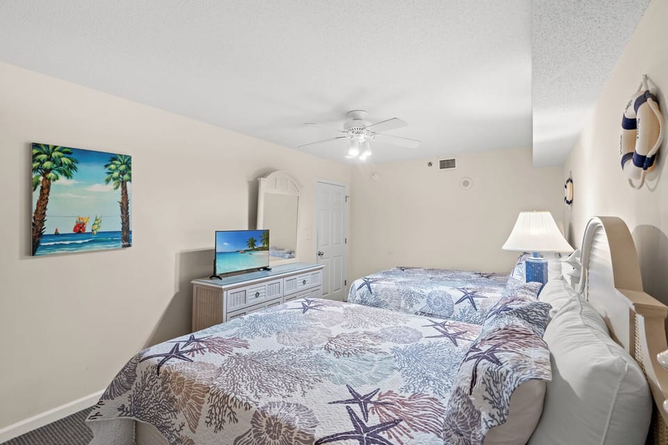 Guest bedroom 