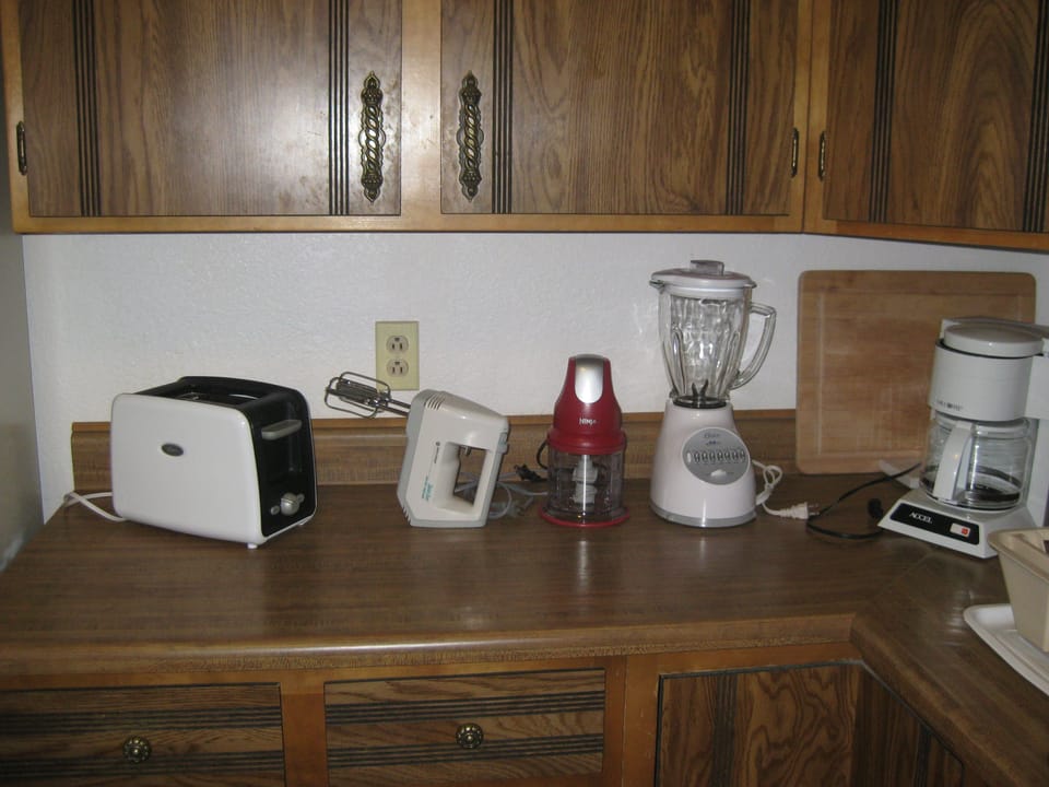 Variety of small appliances.