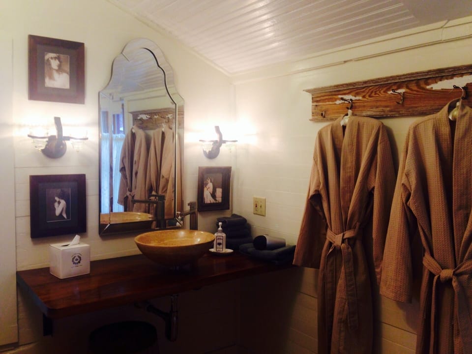 Luxurious bathroom