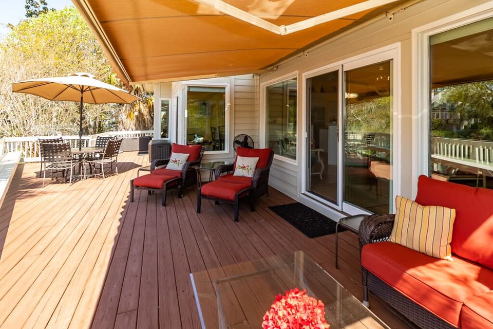 Outdoor Deck with electric awning