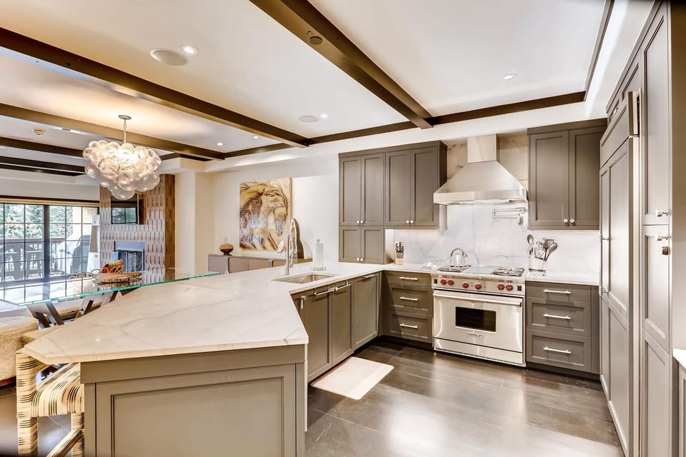 Wolf range and other state-of-art appliances