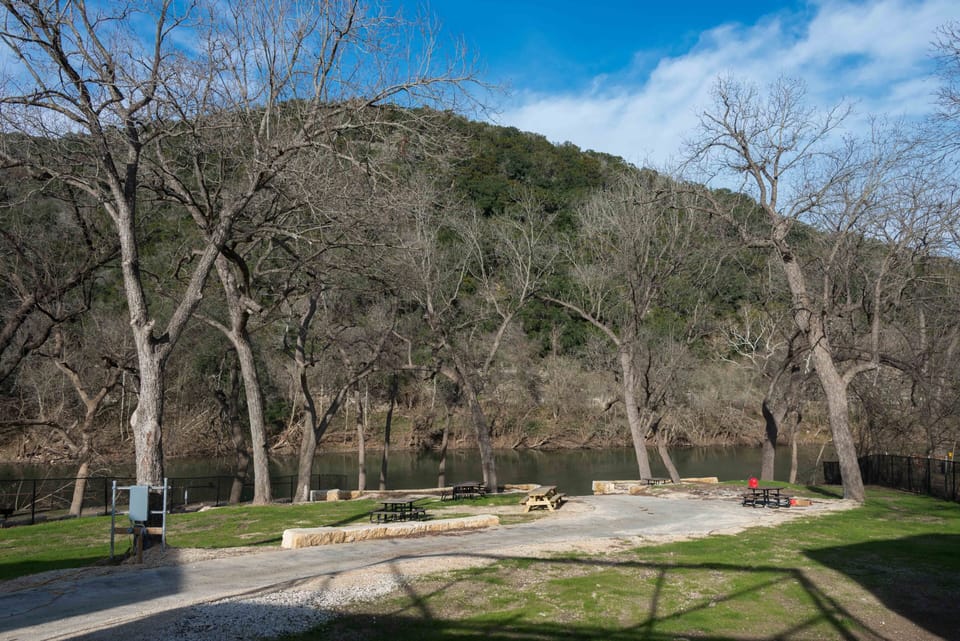 Private river access park for the Villas of River Road