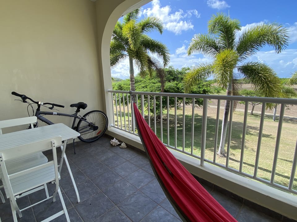 Balcony: hammock, bike for guest use