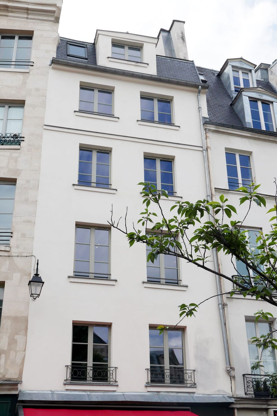 Apt. COSY4 - Latin Quarter - Paris - The apartment is in this building
