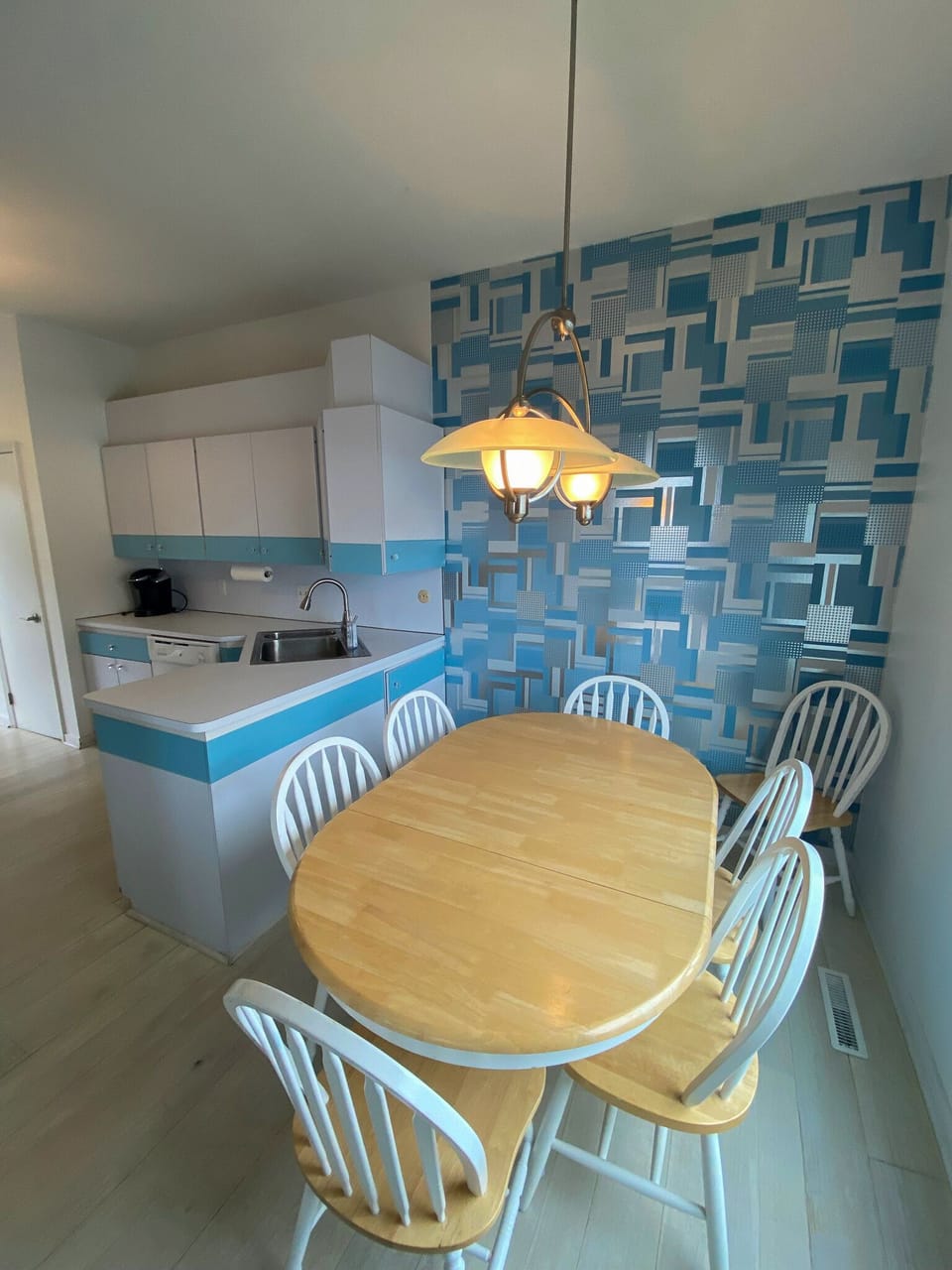 breakfast nook off of kitchen