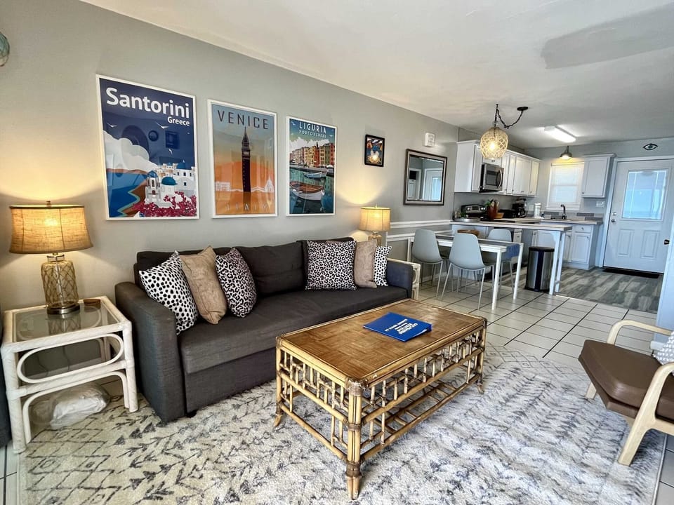 Living room with access to balcony