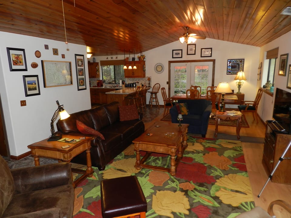Open concept living, dining and kitchen area
