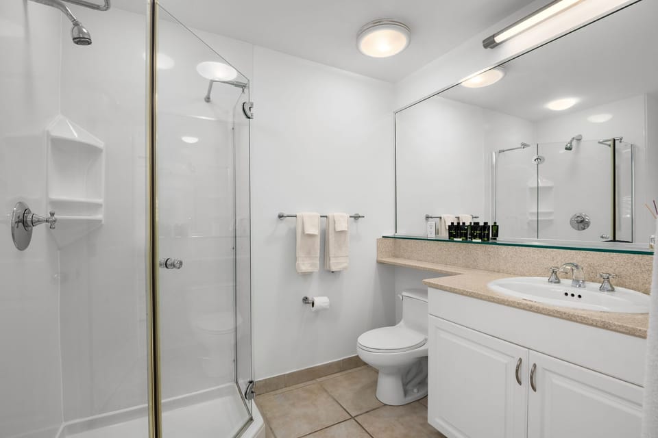Twin Bedroom ensuite Shower Room