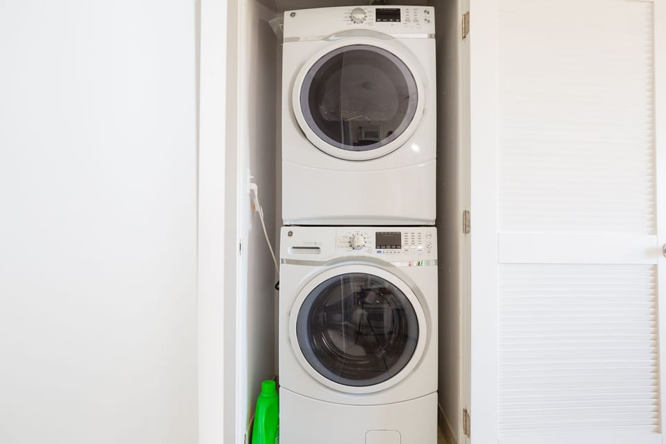 Washer & Dryer