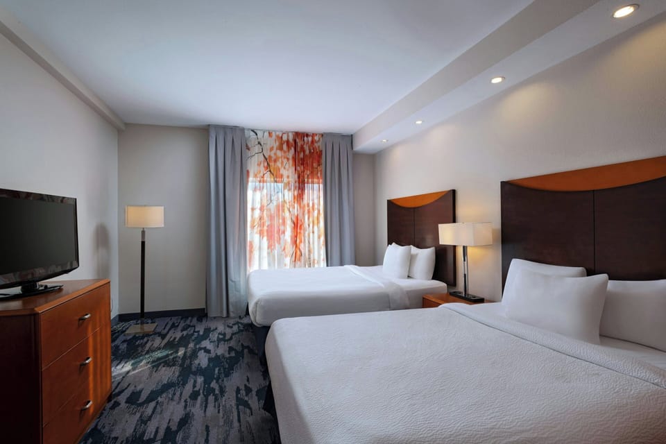 In-room safe, desk, laptop workspace, blackout drapes