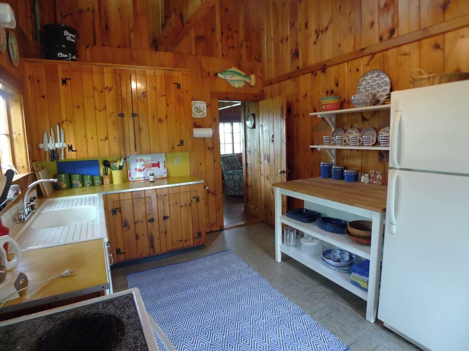 Kitchen 2