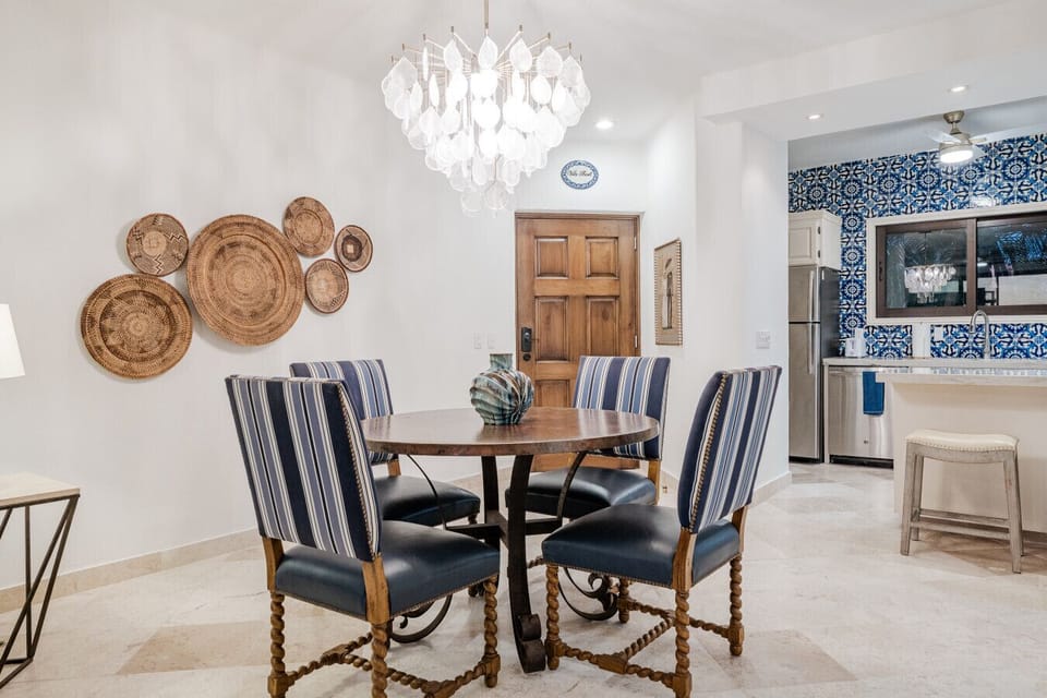 Dining Area into Kitchen