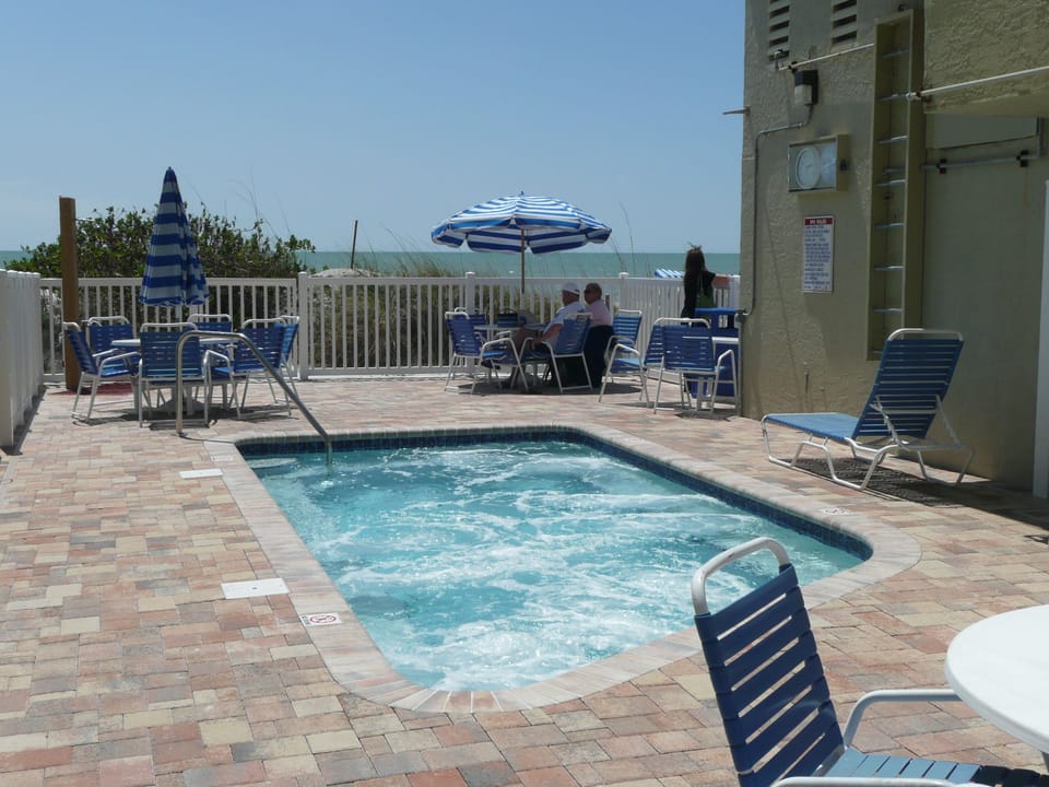 Jetted heated pool (like a giant jacuzzi)