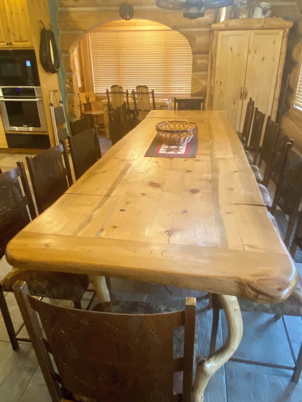 Dining Rom Table - seats 18 when full extended