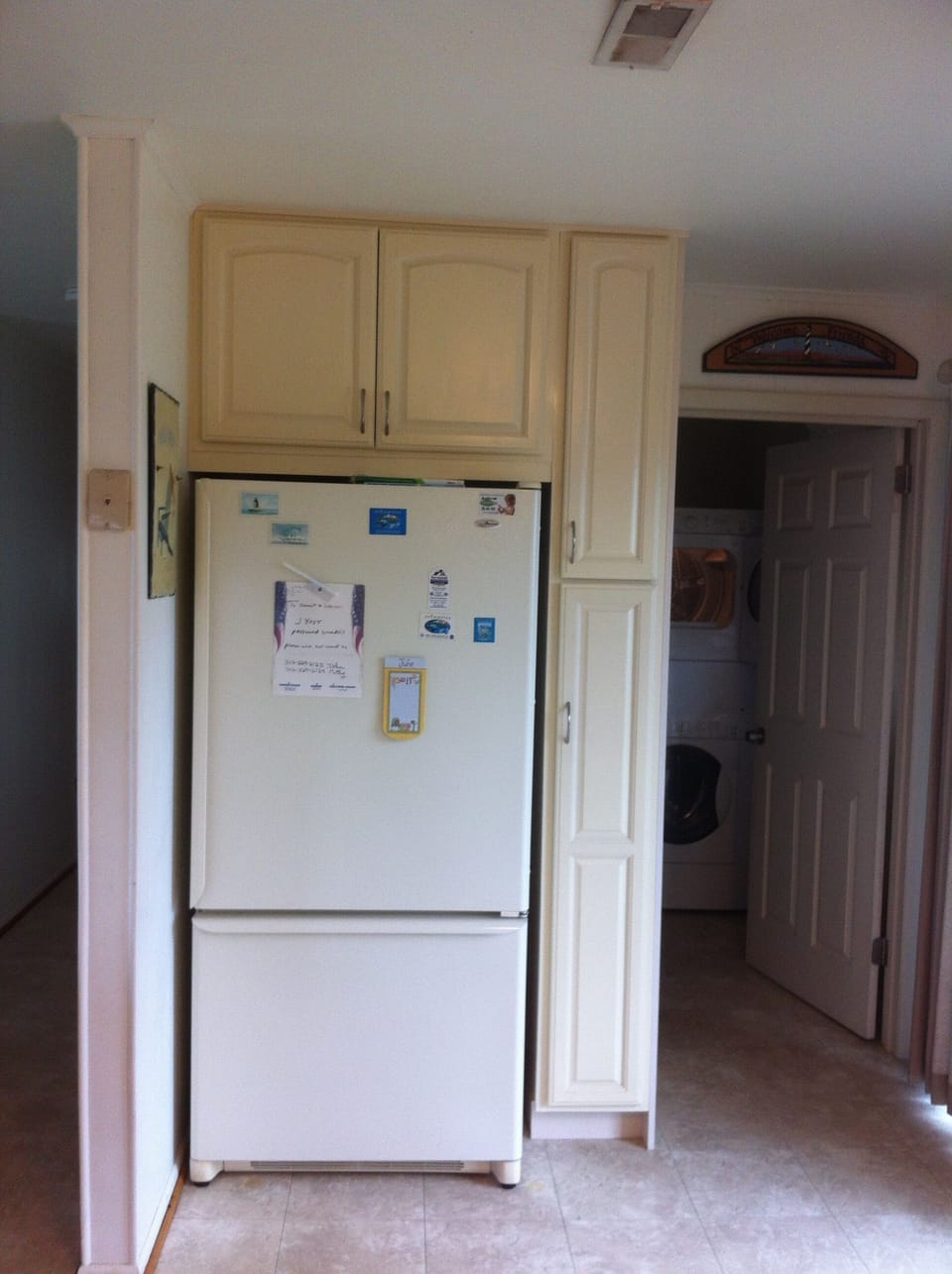 22 foot fridge/ bottom freezer