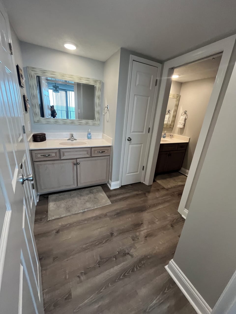 Main bath dressing area
