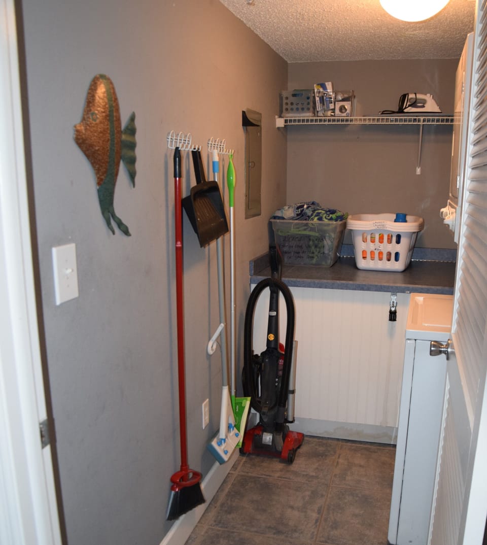 Laundry room with stackable washer/dryer