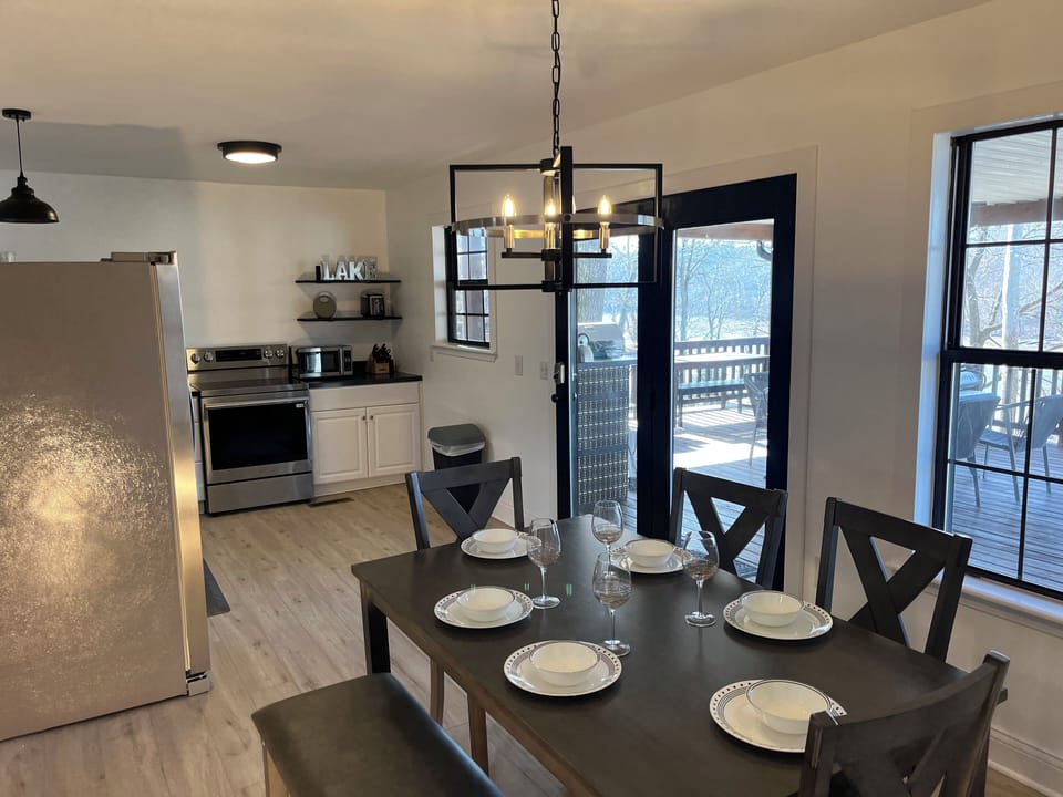 New kitchen and dining room.