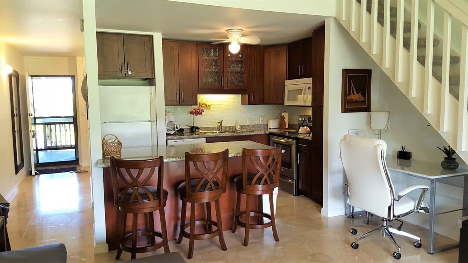Fully stocked kitchen with everything you could possibly need!