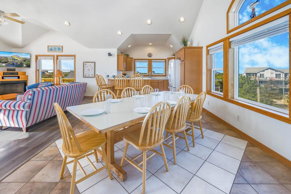 Surf or Sound Realty - 424 - A Dream Come True - Dining Area -1