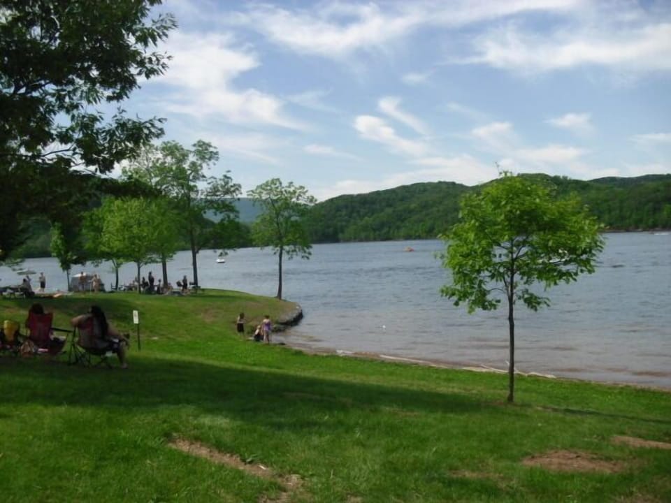 Tatmun Run- 10 minutes from Whippoorwill