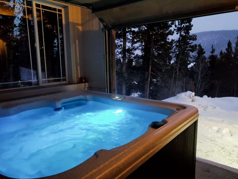 Indoor hot tub