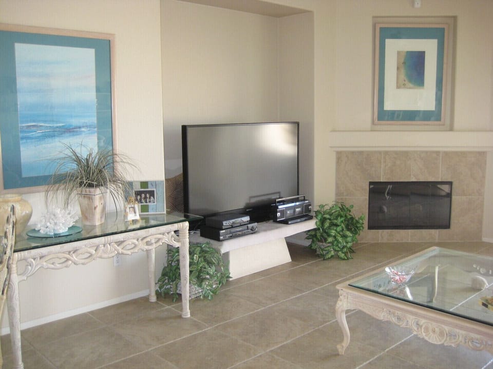 Living Room with 60' Television