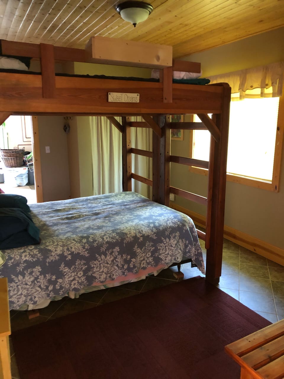 Second bedroom has queen bed below & two twin beds above, TV,BlueRay player