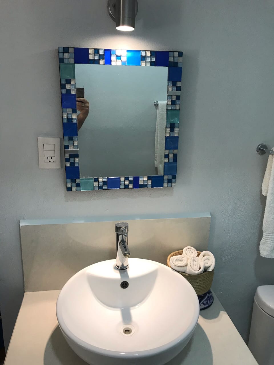 Bathroom vanity