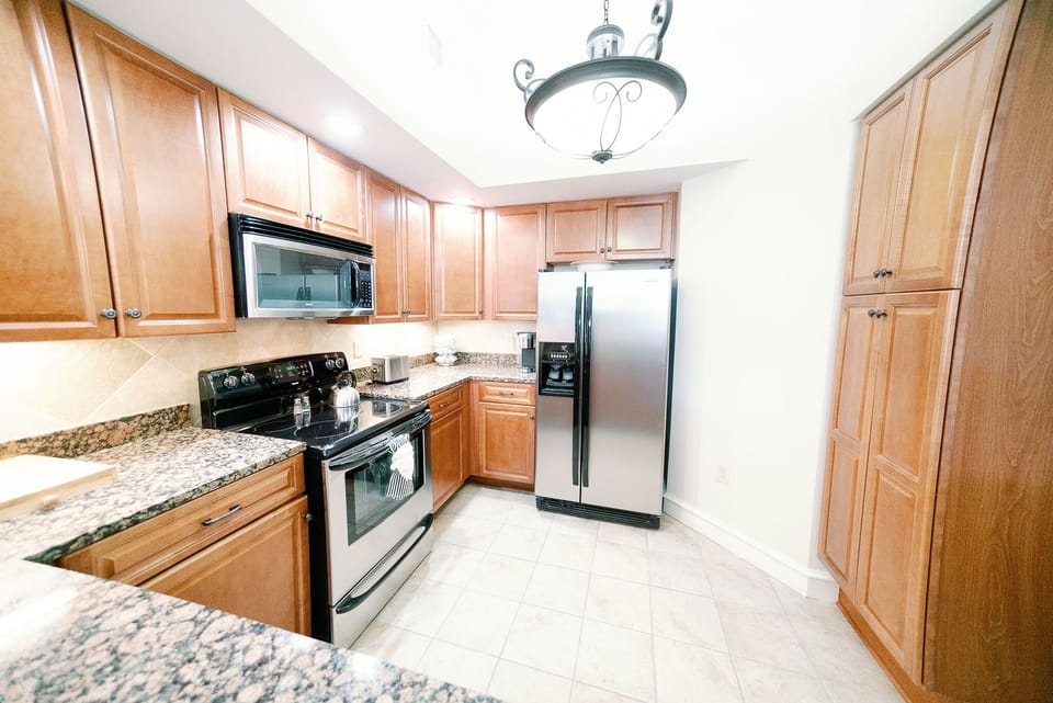 Fully Stocked Kitchen