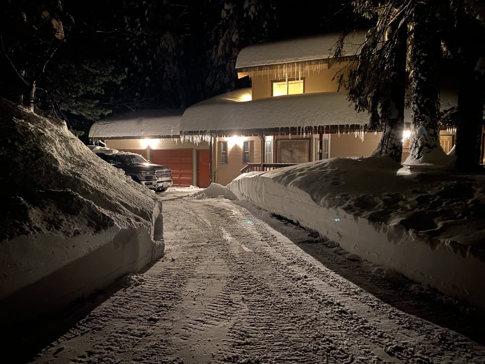 Winter in Big Trees.  Snow plow service provided.  Easy level drive in access.