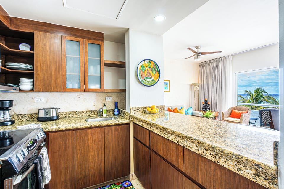 Yes, even the kitchen has a stunning ocean view!