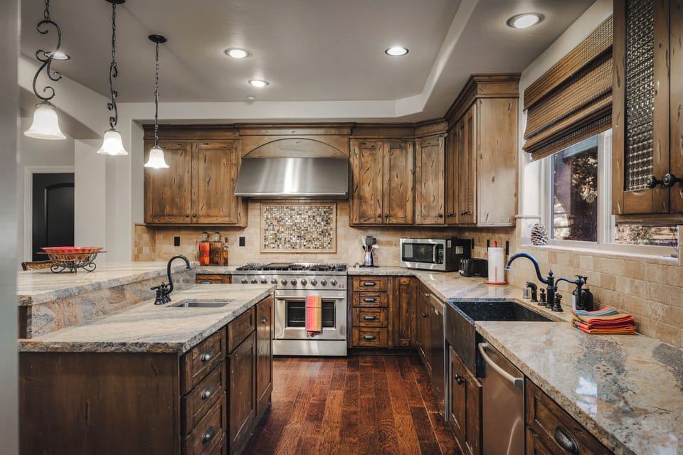 Premium appliances and custom finishes make cooking easy and enjoyable!