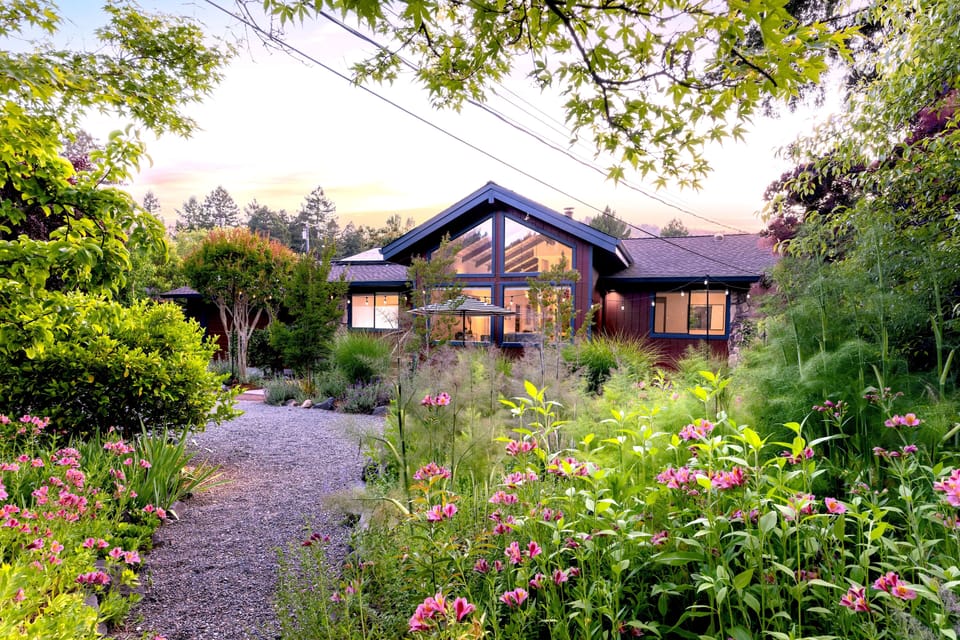 Welcome to Valley Lane Retreat!