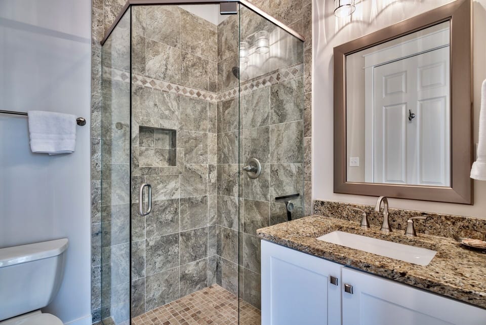 Main floor shared full Bathroom 