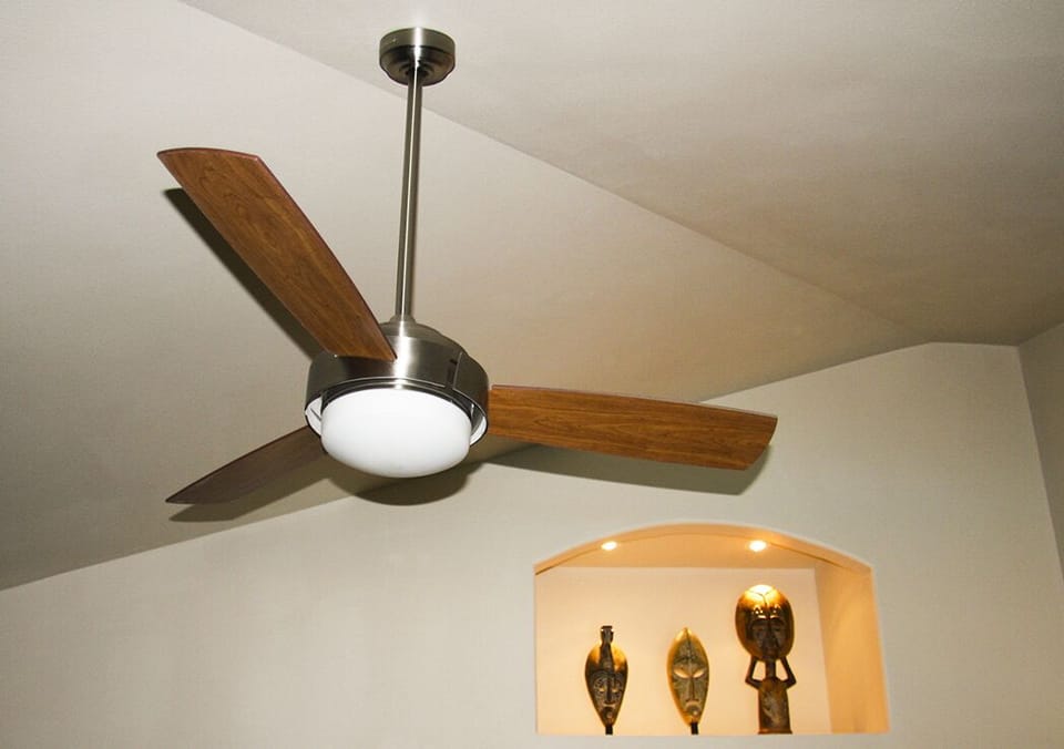 ac & ceiling fans throughout