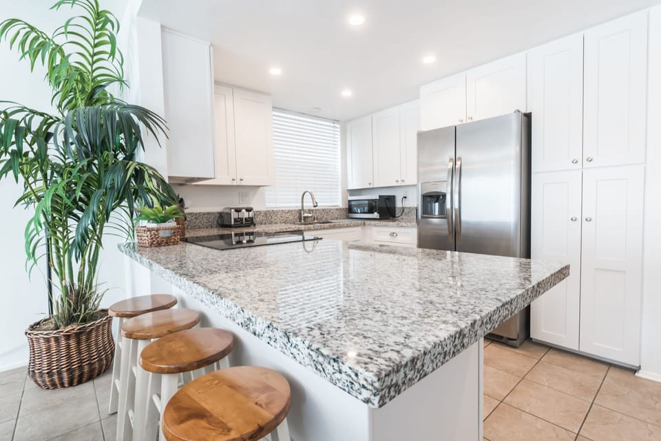Kitchen is fully-stocked with dishes, cooking, baking and meal prep gear. All standard large and small appliances included. See listing description for more supply details.
                